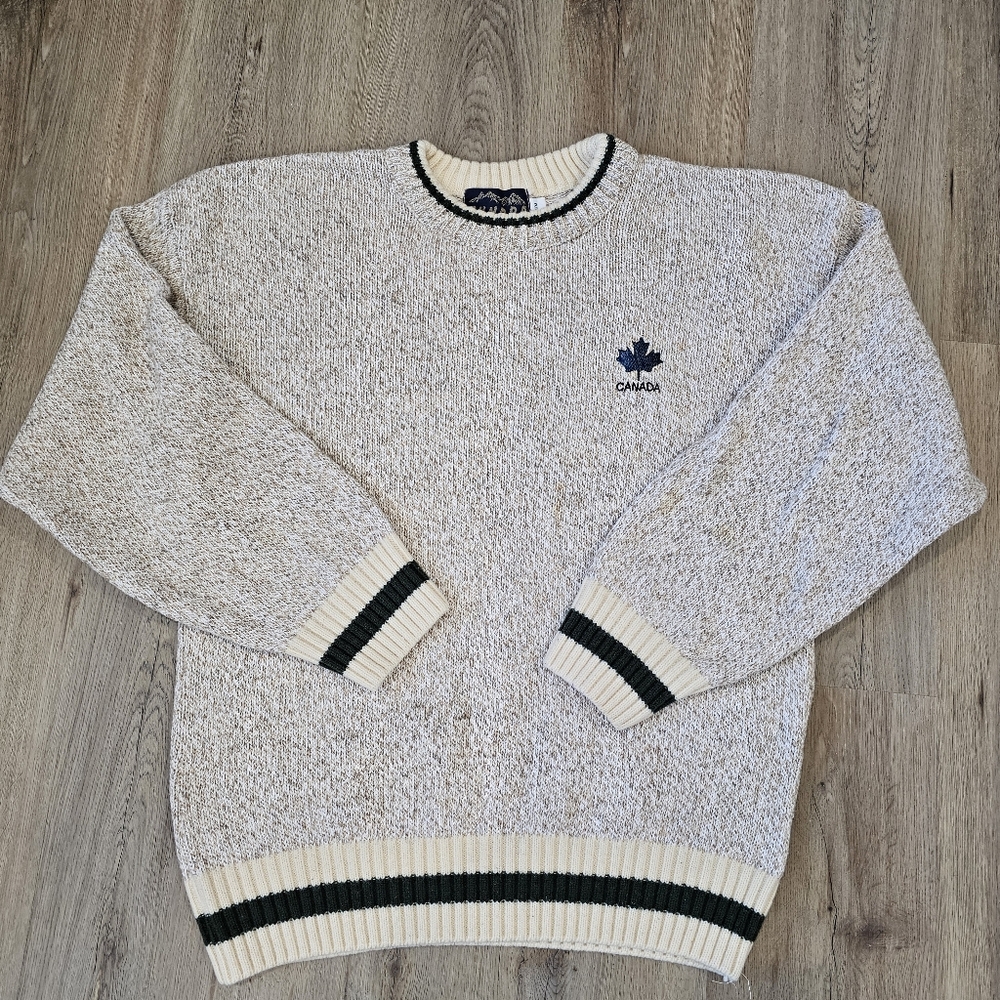 Vintage Tundra Canada Maple Leaf Sweater